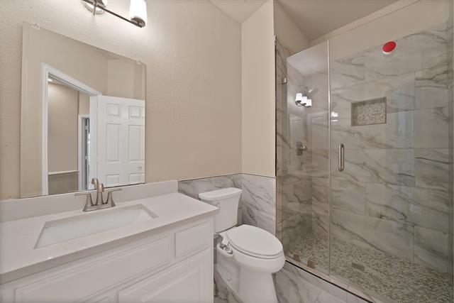 Building Photo - 3700 Wagon Wheel Dr