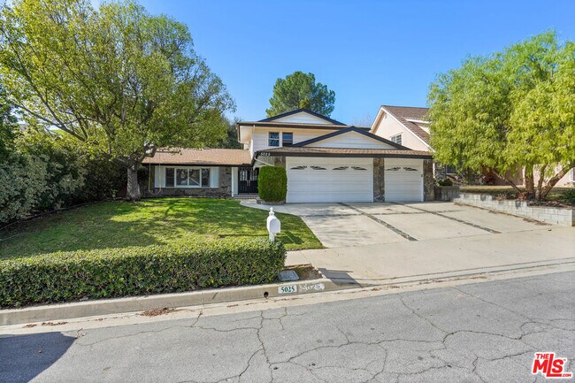 Building Photo - 5025 Dantes View Dr