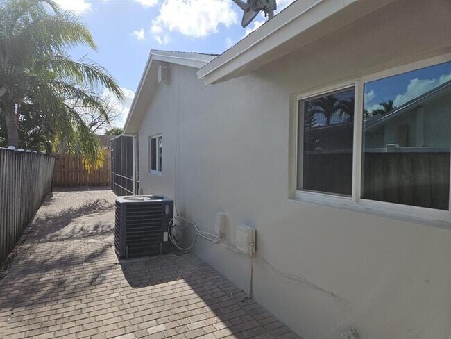 Building Photo - 22761 Neptune Rd