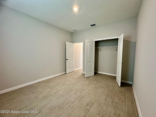 Building Photo - 1326 Seeley Cir NW