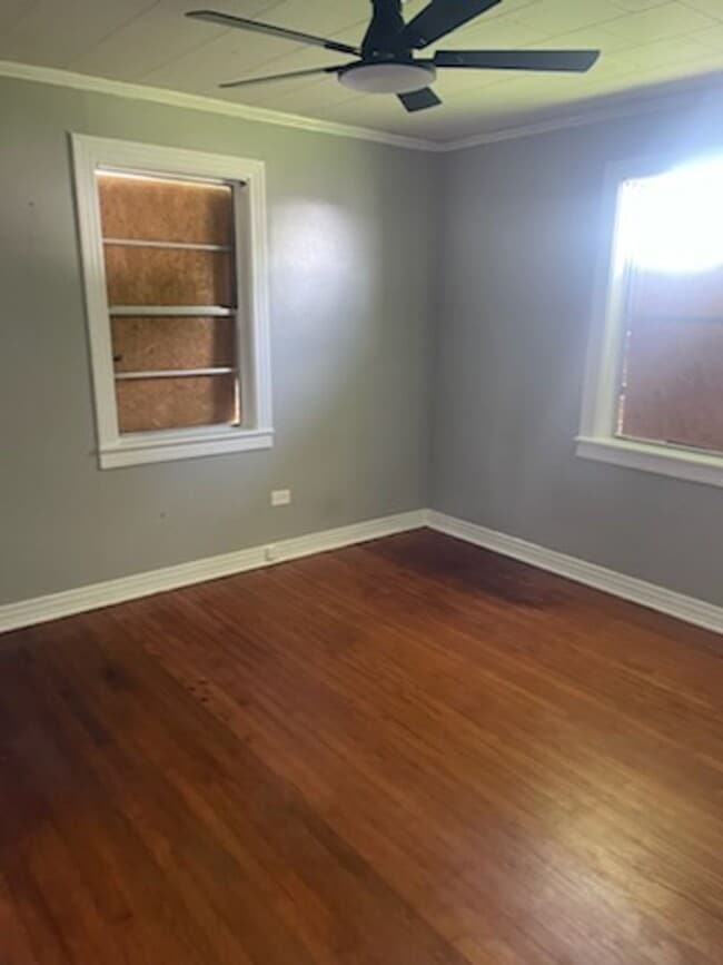 Building Photo - 2 Bedroom House in New Iberia