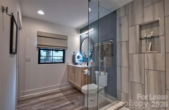 Building Photo - 3945 Rockfern Rd