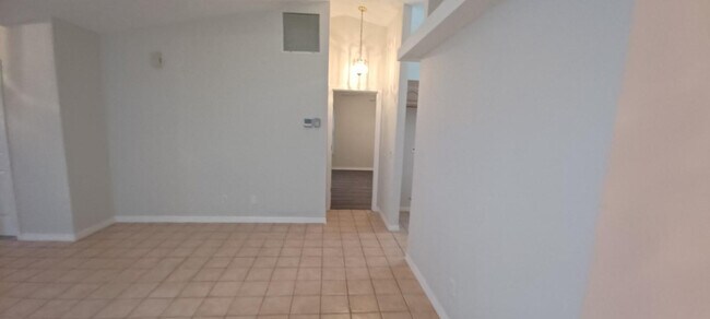 Building Photo - 150 NW Byron St