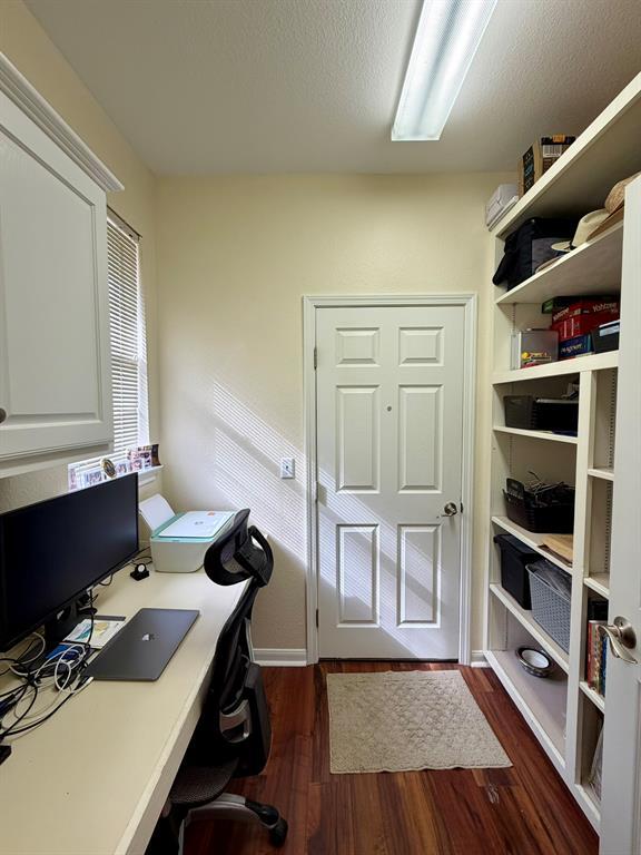 Building Photo - 103 Whispering Wind Dr