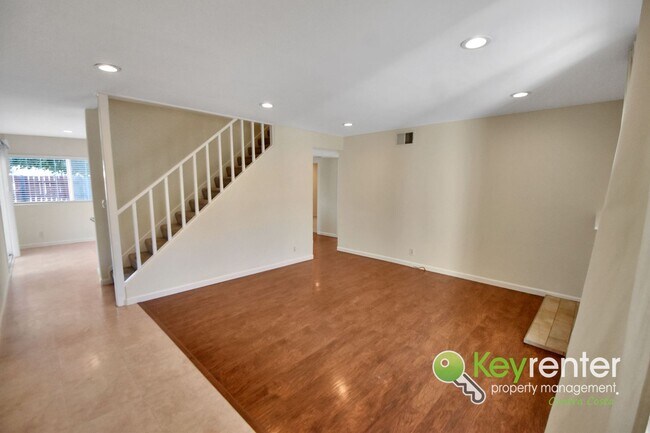 Building Photo - 2810 Bowlin Ave