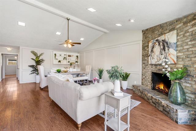 Building Photo - 310 Candlewood Pl