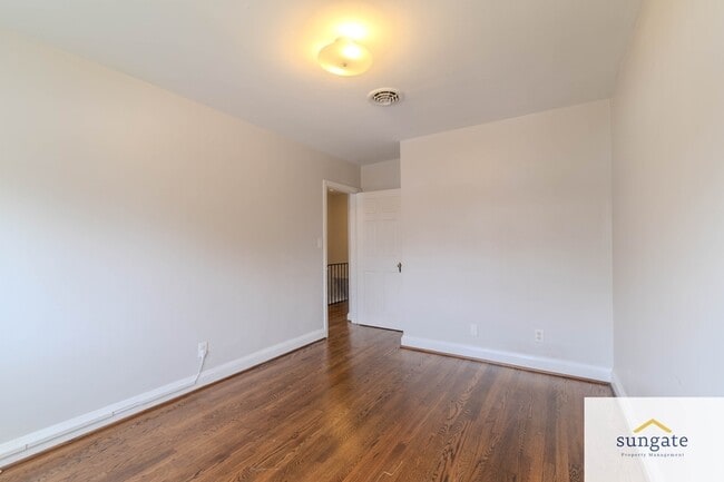 Building Photo - 258 Ridge Ave