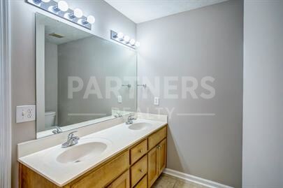 Building Photo - 8736 Hallwood Dr