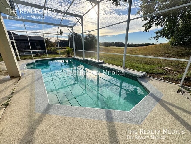 Building Photo - 2737 Scarborough Dr