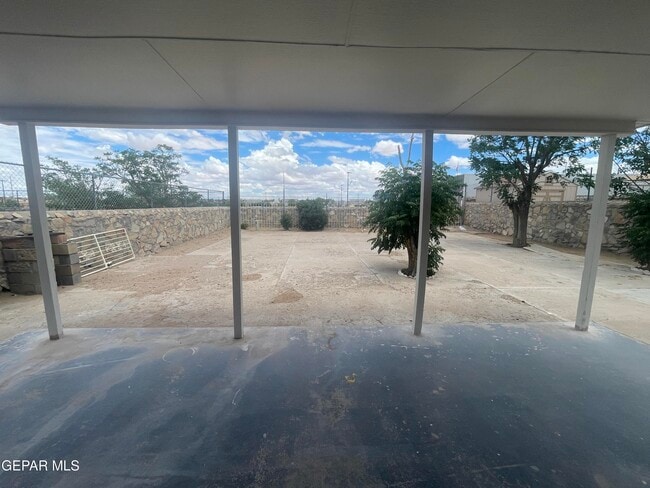 Building Photo - 1574 Rebecca Ann Dr