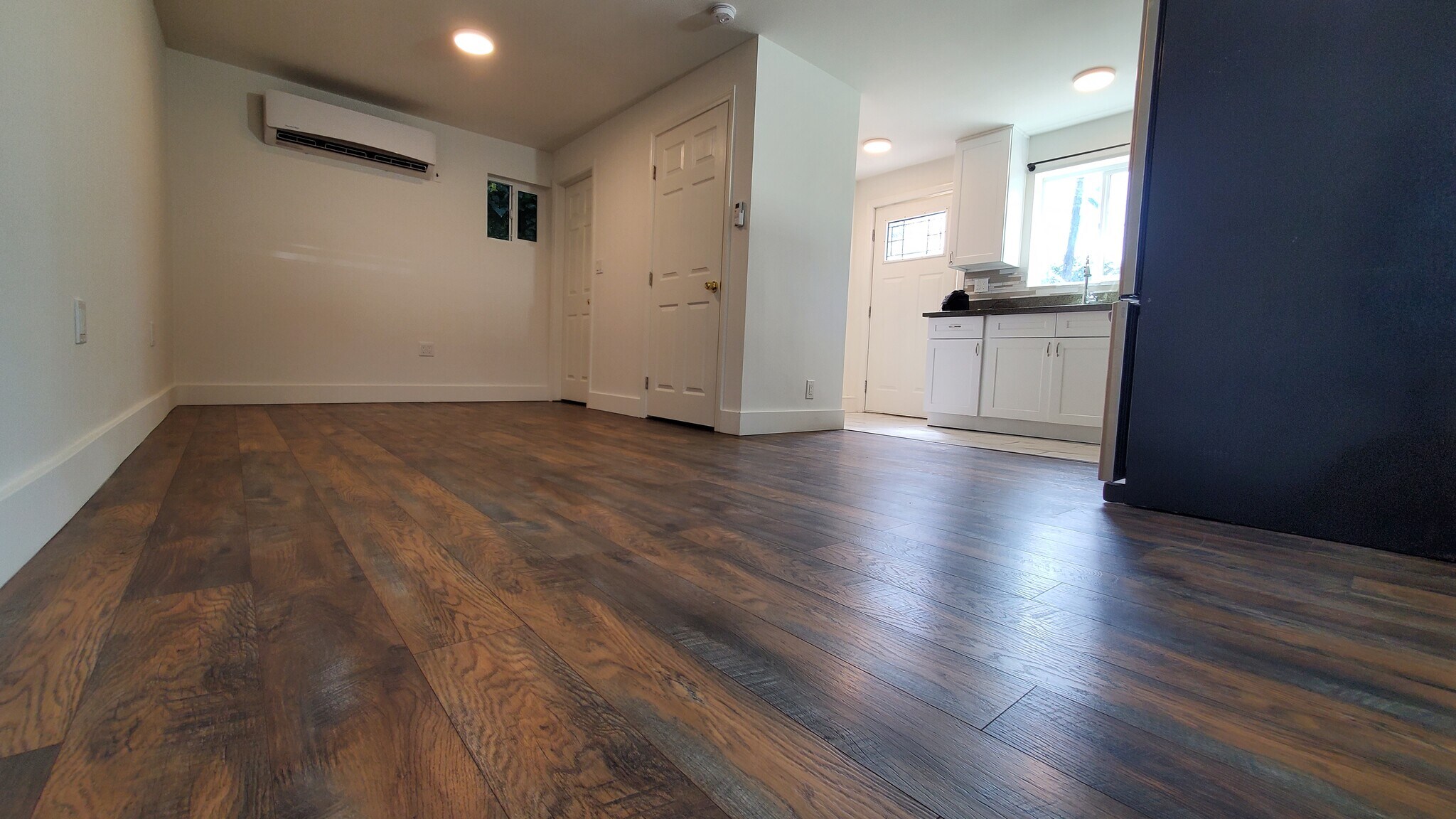 Building Photo - 6552 Aldea Ave