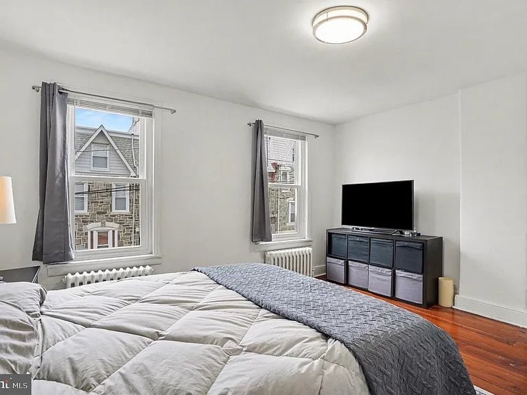 Building Photo - 115 Hermit St