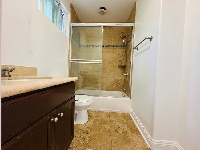 Building Photo - 5148 Otis Ave