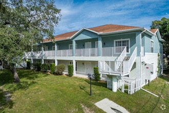 Building Photo - Pine Oaks Apartments