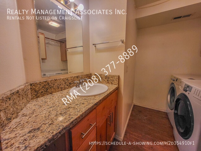 Building Photo - 6843 W Preece Ln