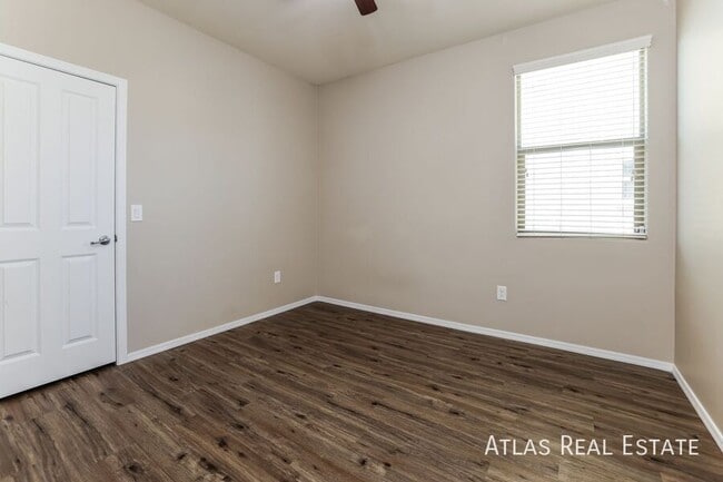 Building Photo - 6688 E Via Boca Grande