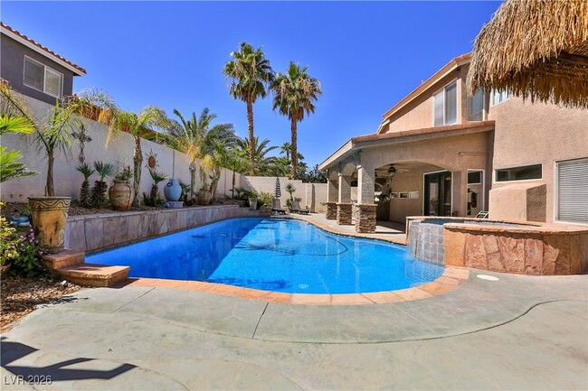 Building Photo - 595 Campus Oaks Ct