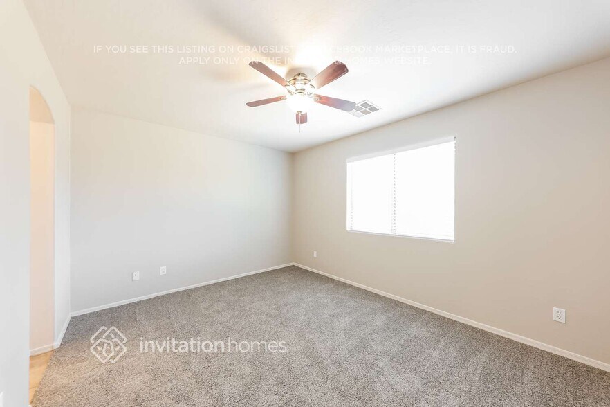 Building Photo - 14807 W Acapulco Ln
