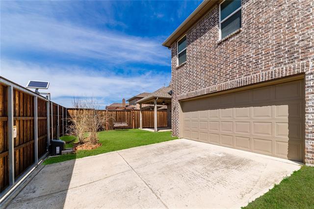 Building Photo - 765 Philmont Rd