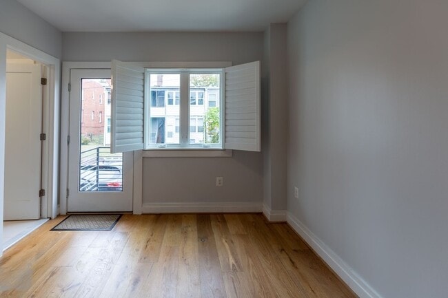 Building Photo - 4025 7th St NE