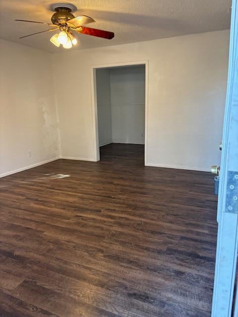 Building Photo - 403 Teak Ave