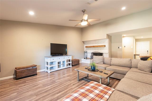 Building Photo - 2211 Yewpon Dr