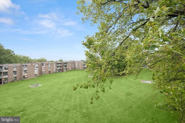 Building Photo - 7967 Riggs Rd