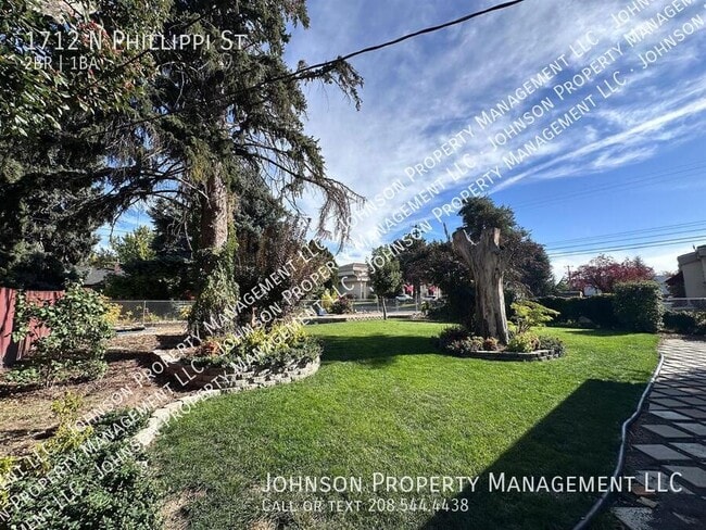 Building Photo - 1712 N Phillippi St