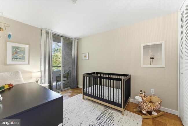 Building Photo - 1378 4th St SW