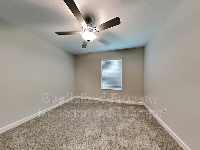 Building Photo - 1318 White Fox Run