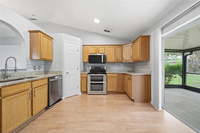 Building Photo - 10617 Opus Dr