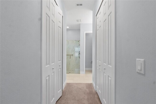 Building Photo - 2320 Symphony Cir