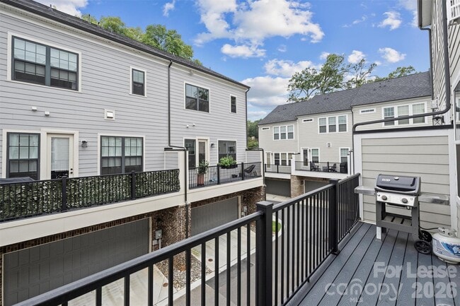 Building Photo - 5038 Harrowsmith Ln