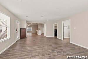 Building Photo - 1452 Lakeview Dr