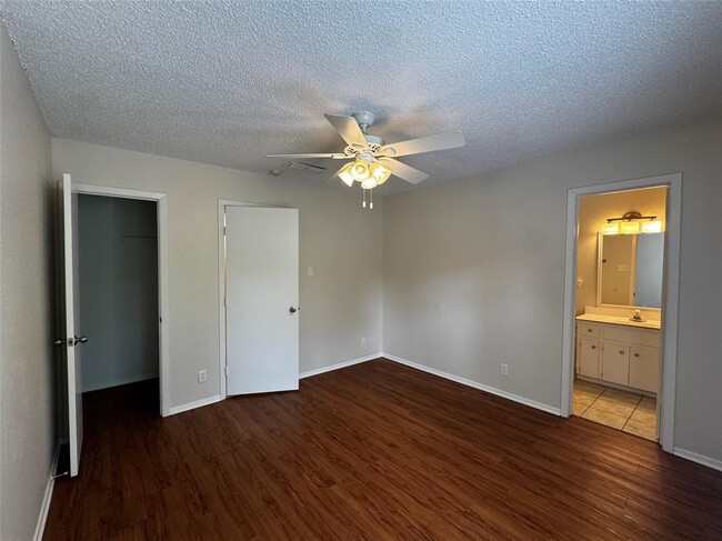 Building Photo - 908 Speer Ln