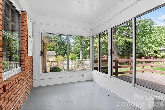 Building Photo - 2309 Lanier Ave