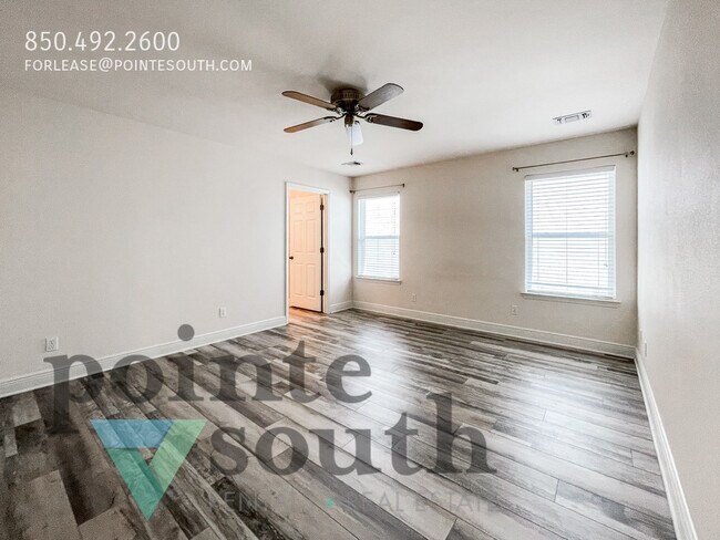 Building Photo - 5920 N Bay Point Dr