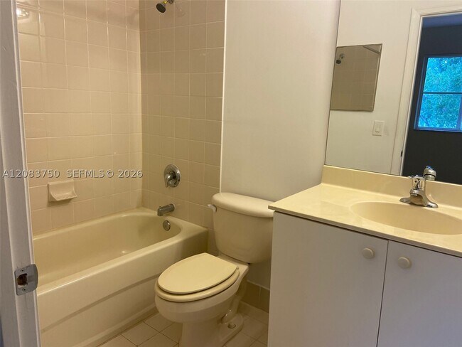 Building Photo - 8237 SW 25th Ct