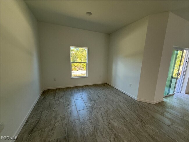 Building Photo - 1853 Norma Ct