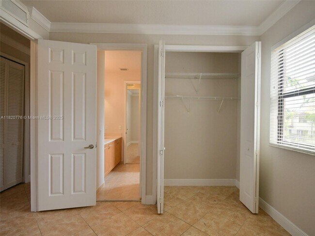 Building Photo - 8940 SW 228th Ln