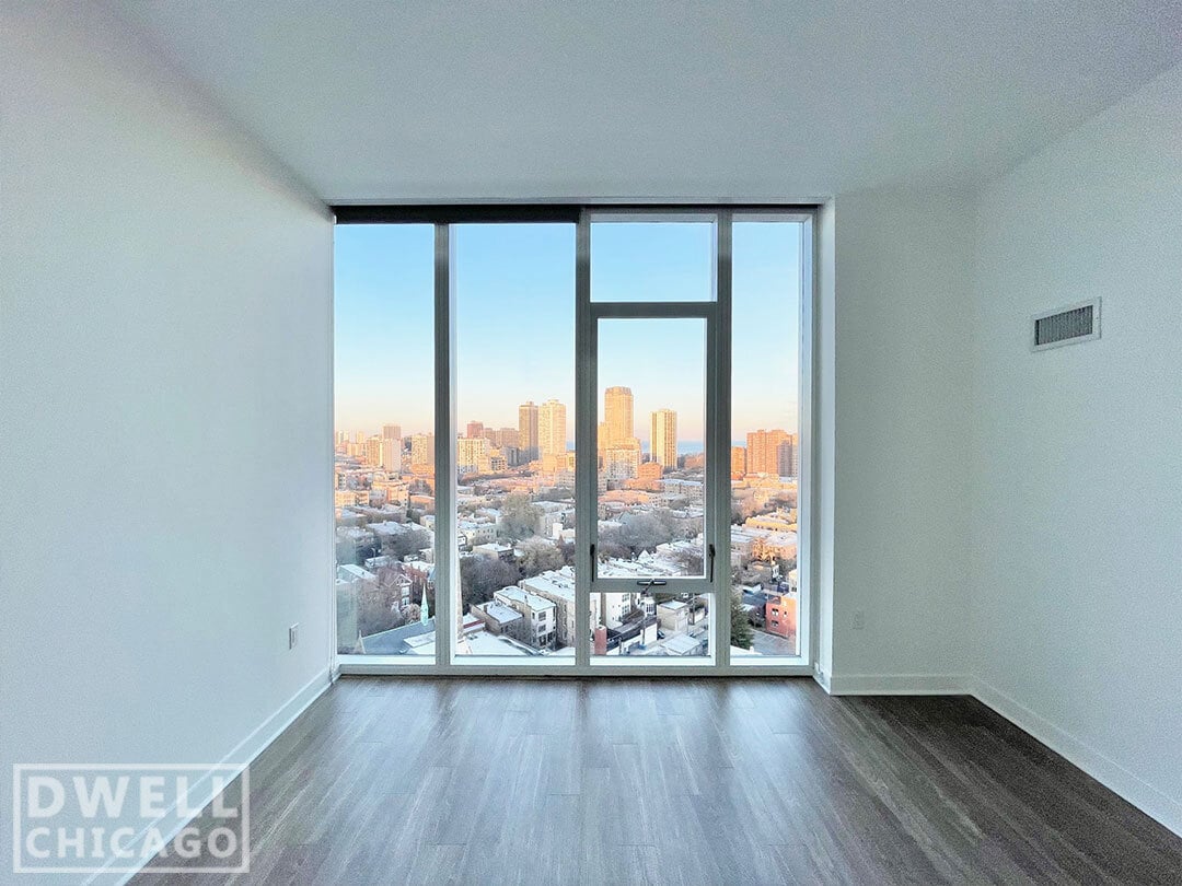 Building Photo - 2337 N Lincoln Ave