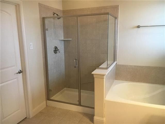 Building Photo - 8619 Naomi St