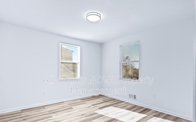 Building Photo - 5606 Elberton Pl