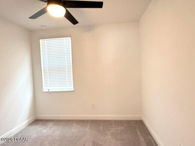 Building Photo - 166 Pitching Wedge Dr