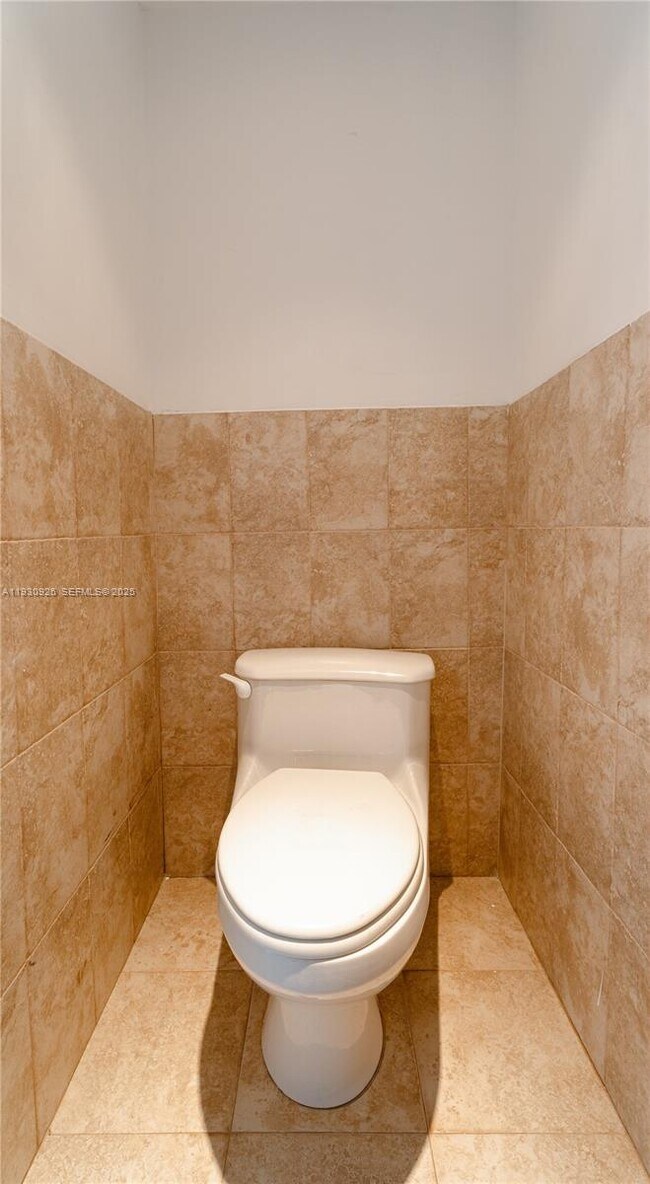 Building Photo - 3716 NE 168th St