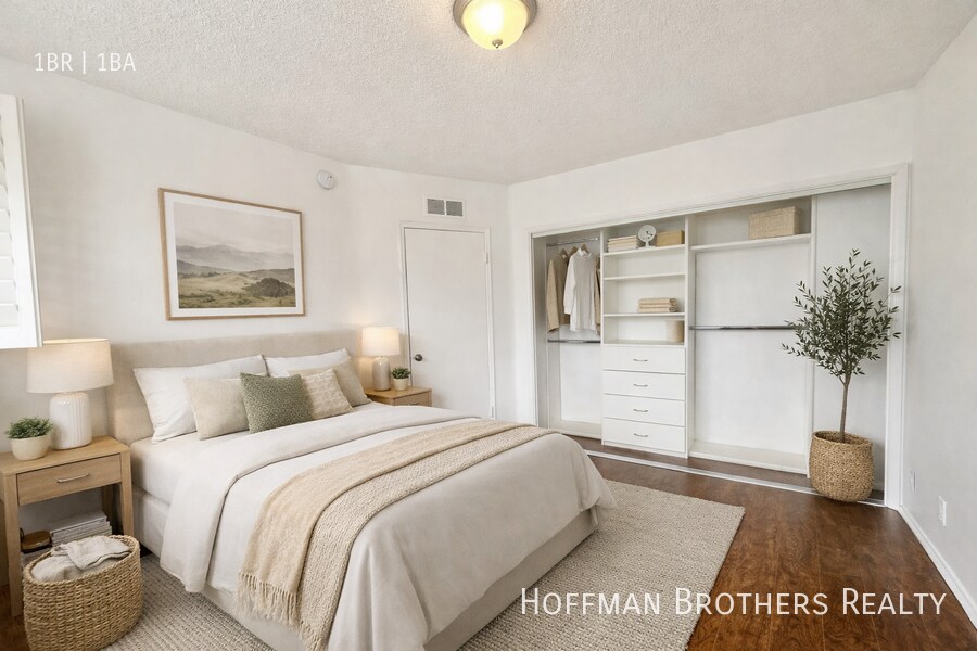 Building Photo - 7171 Lexington Ave