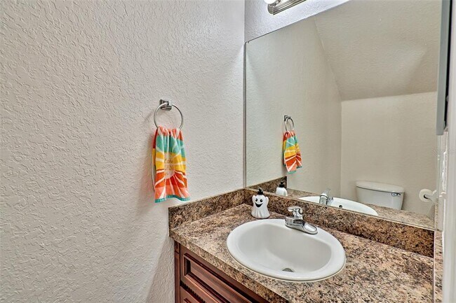 Building Photo - 2710 NW 104th Ct