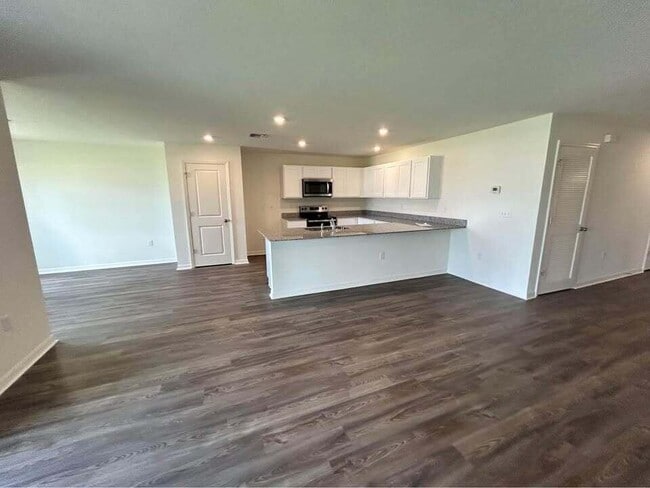 Building Photo - 1256 Stone Ridge Cir