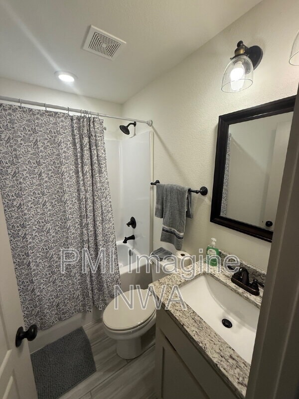Building Photo - 54 Morvan Dr