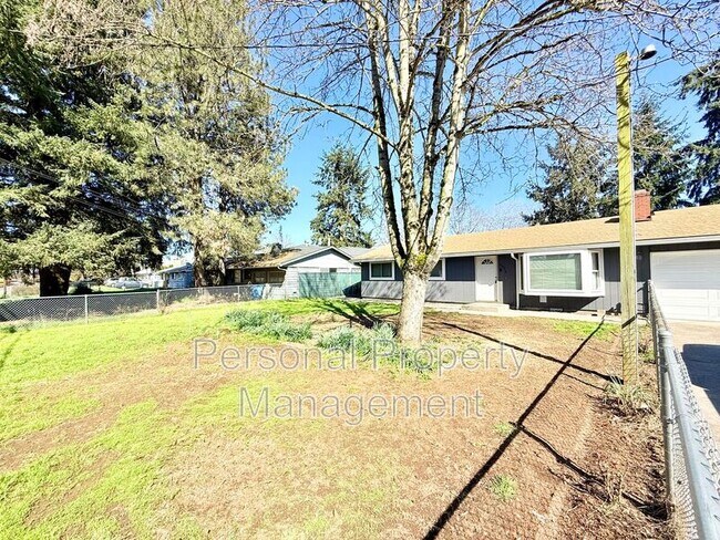 Building Photo - 4603 NE 122nd Ave